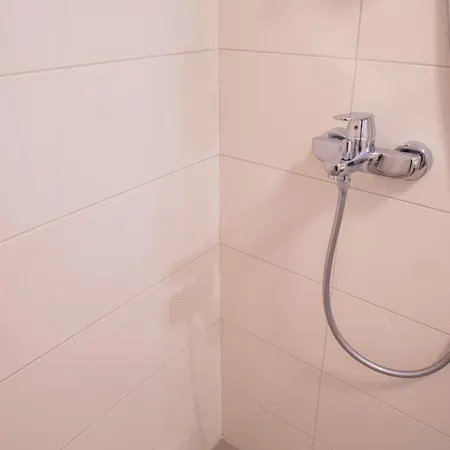 Гостьовий будинок Luxury Silente Bacvice 1