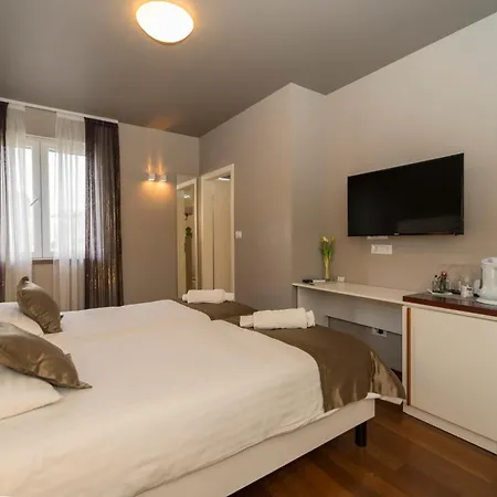 Luxury Silente Bacvice 1 4* Спліт