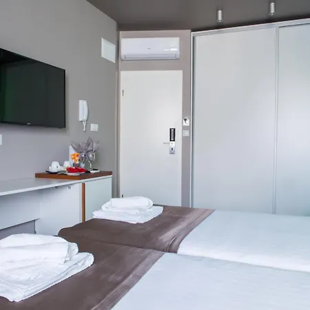 Luxury Silente Bacvice 1 4*